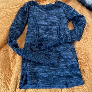 Lululemon long sleeve swiftly size 2